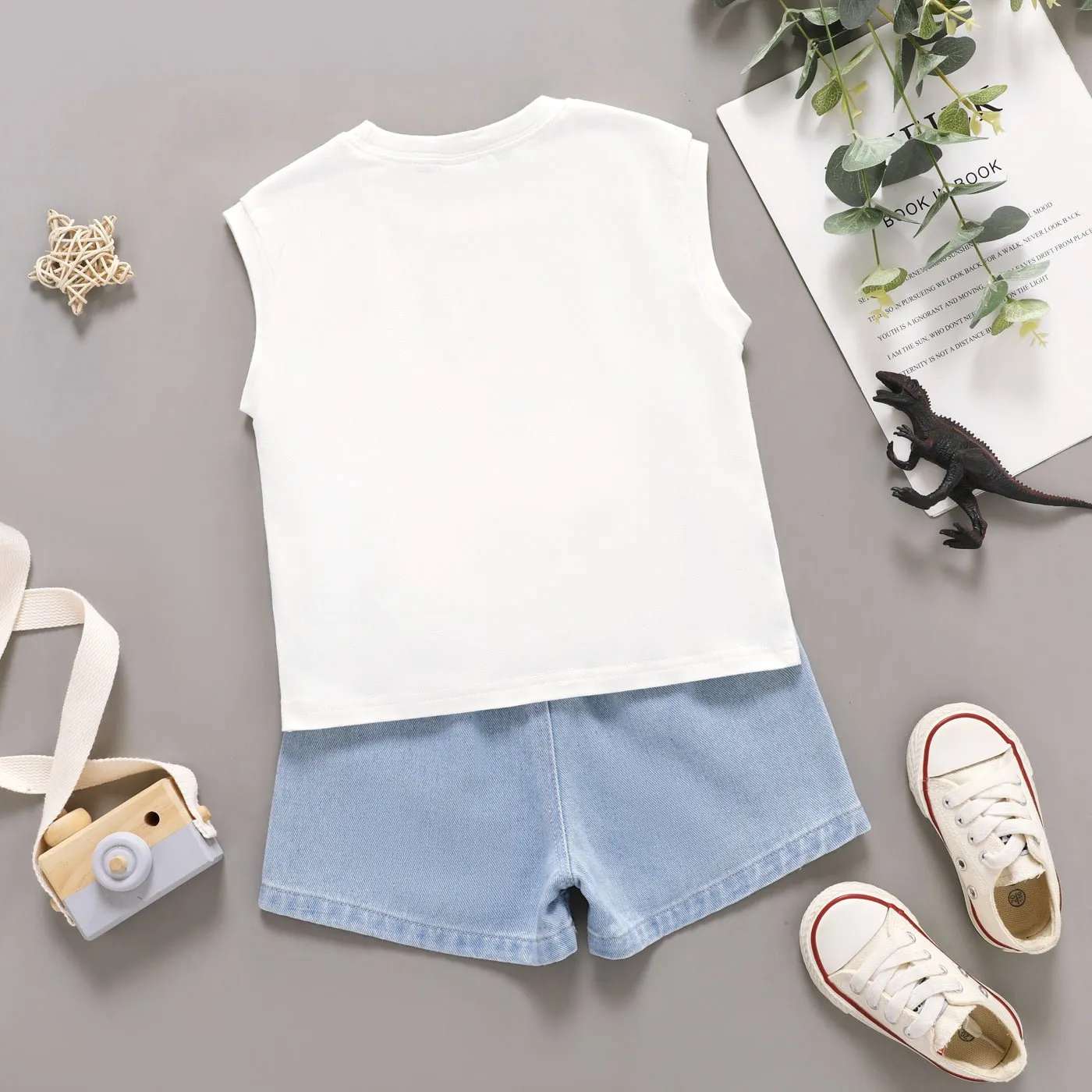 2pcs Toddler Boy Dinosaur Print Tank Top and Denim Shorts Set