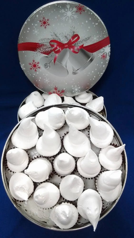 32 Piece Divinity Gift Tin