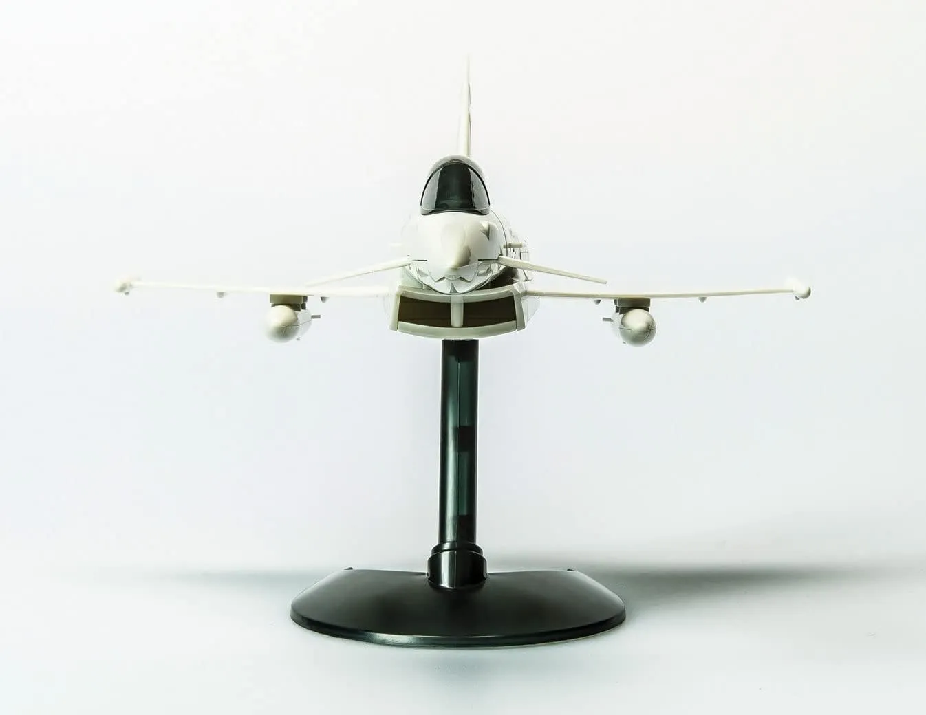 Airfix J6002 Quickbuild Model Airplane Kits for Adults & Kids - Eurofighter Typhoon - Fighter Jet Plastic Model Kits, Block Building Sets, Snap Together Aircraft Models, Engineering Toys for Gifts