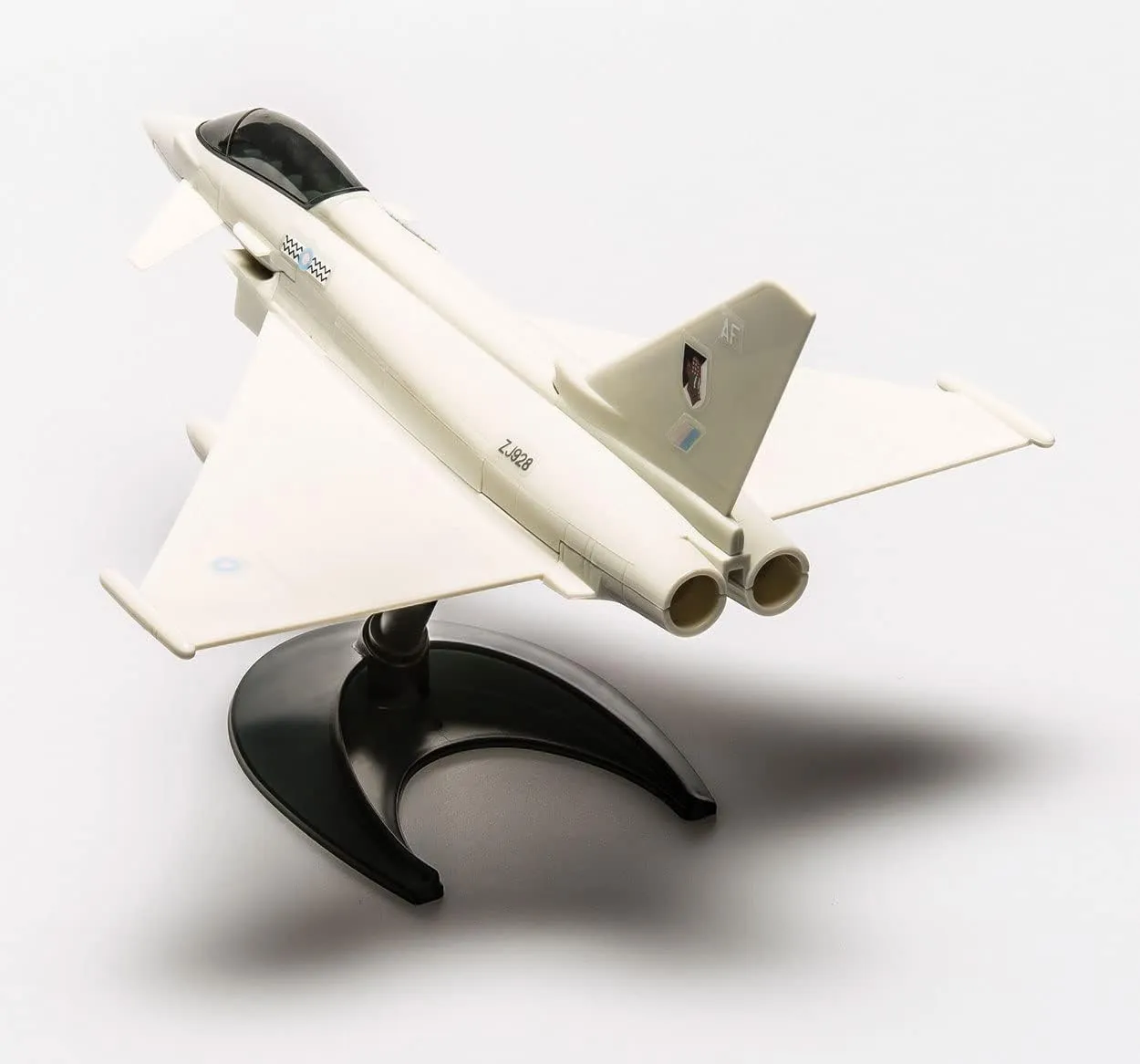 Airfix J6002 Quickbuild Model Airplane Kits for Adults & Kids - Eurofighter Typhoon - Fighter Jet Plastic Model Kits, Block Building Sets, Snap Together Aircraft Models, Engineering Toys for Gifts