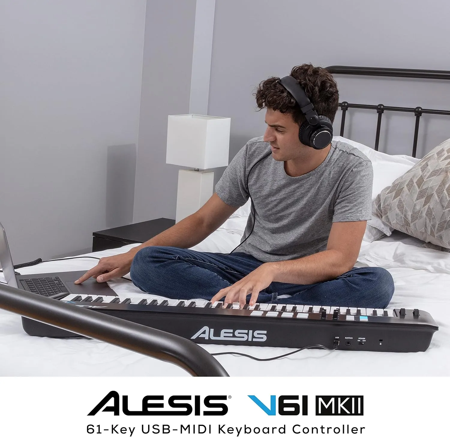 Alesis V61 MKII – USB MIDI Keyboard Controller with 61 Velocity Sensitive Keys, 8 Full Level Pads, Arpeggiator, Pitch/Mod Wheel, Note Repeat and Software Suite