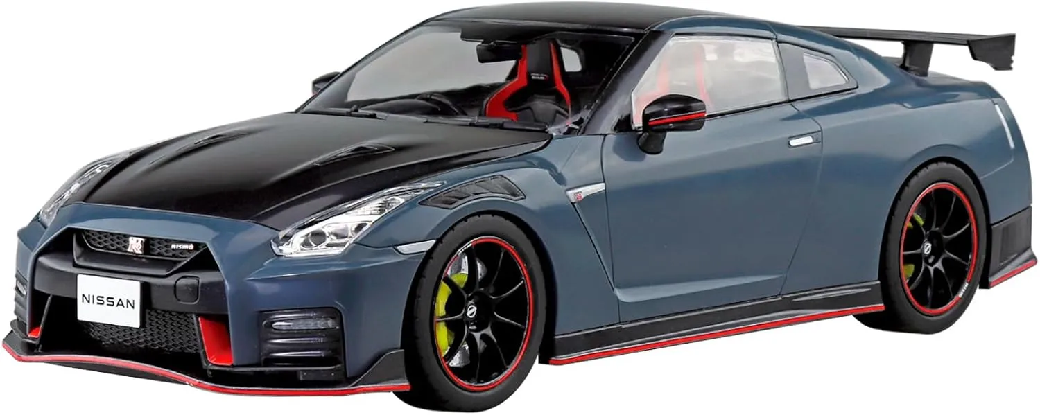 Aoshima Nissan R35 GT-R Special Edition 2022 Nismo (Stealth Gray) 1:24 Scale Model Kit