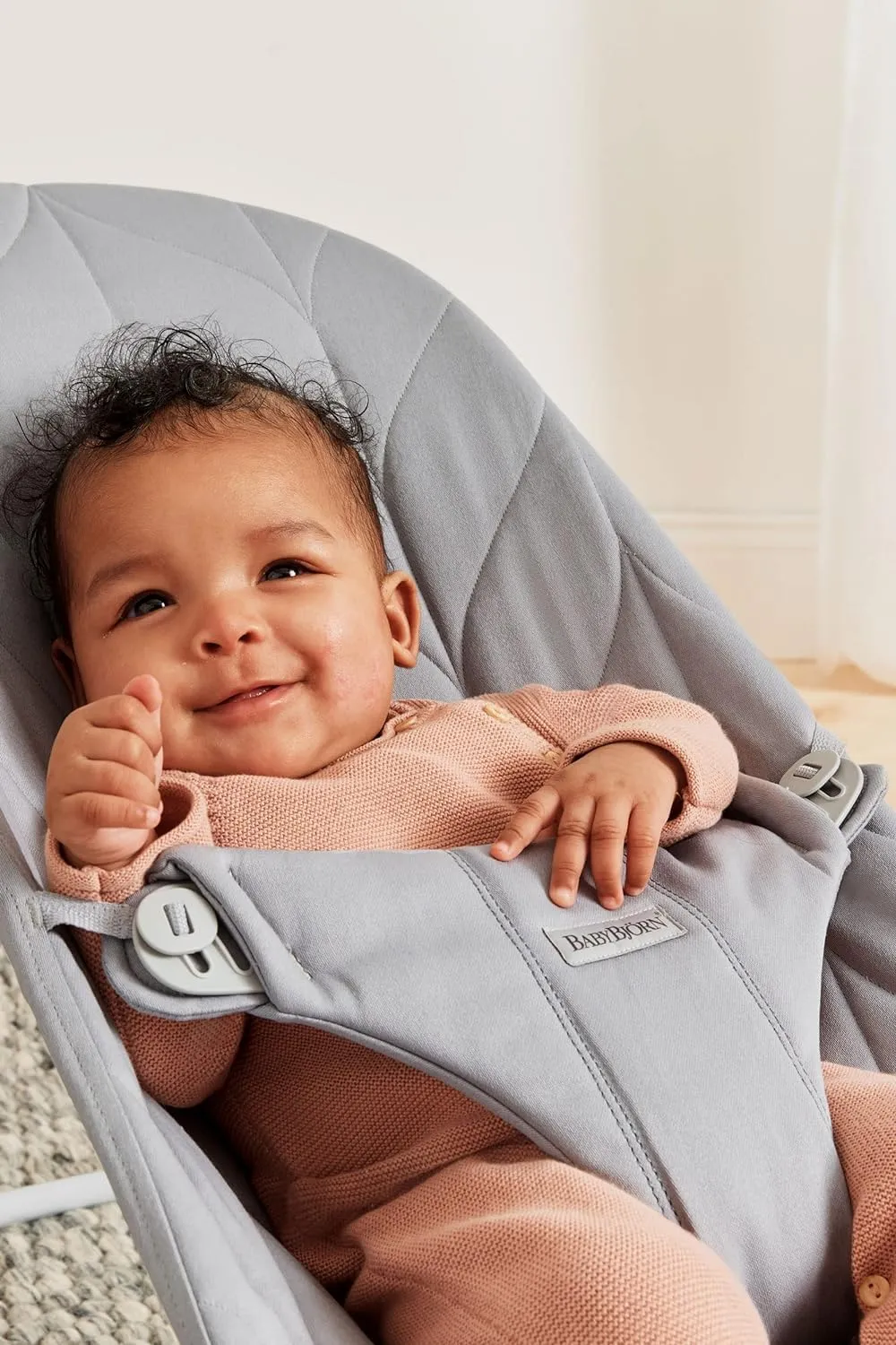 BabyBjörn Bouncer Bliss, Light Gray, Woven, Petal Quilt | 2-in-1 Adjustable Baby Bouncer Seat and Toddler Chair, Newborn to Toddler (8-29 lbs), 4 Positions, Lightweight & Portable
