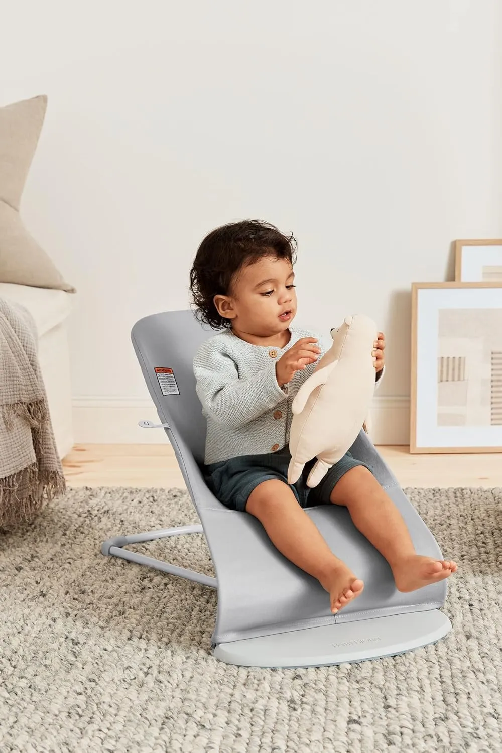 BabyBjörn Bouncer Bliss, Light Gray, Woven, Petal Quilt | 2-in-1 Adjustable Baby Bouncer Seat and Toddler Chair, Newborn to Toddler (8-29 lbs), 4 Positions, Lightweight & Portable