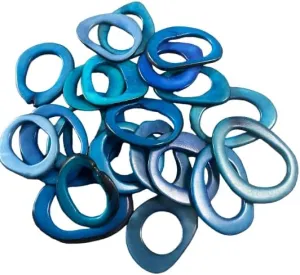 Blue tagua Donuts, Hoops, Rings, Discs. 20 Discs of Natural and Organic tagua. Vegetable Ivory nut. Corozo from Colombia. Size: 4 x 3 cm. Approx. Undrilled