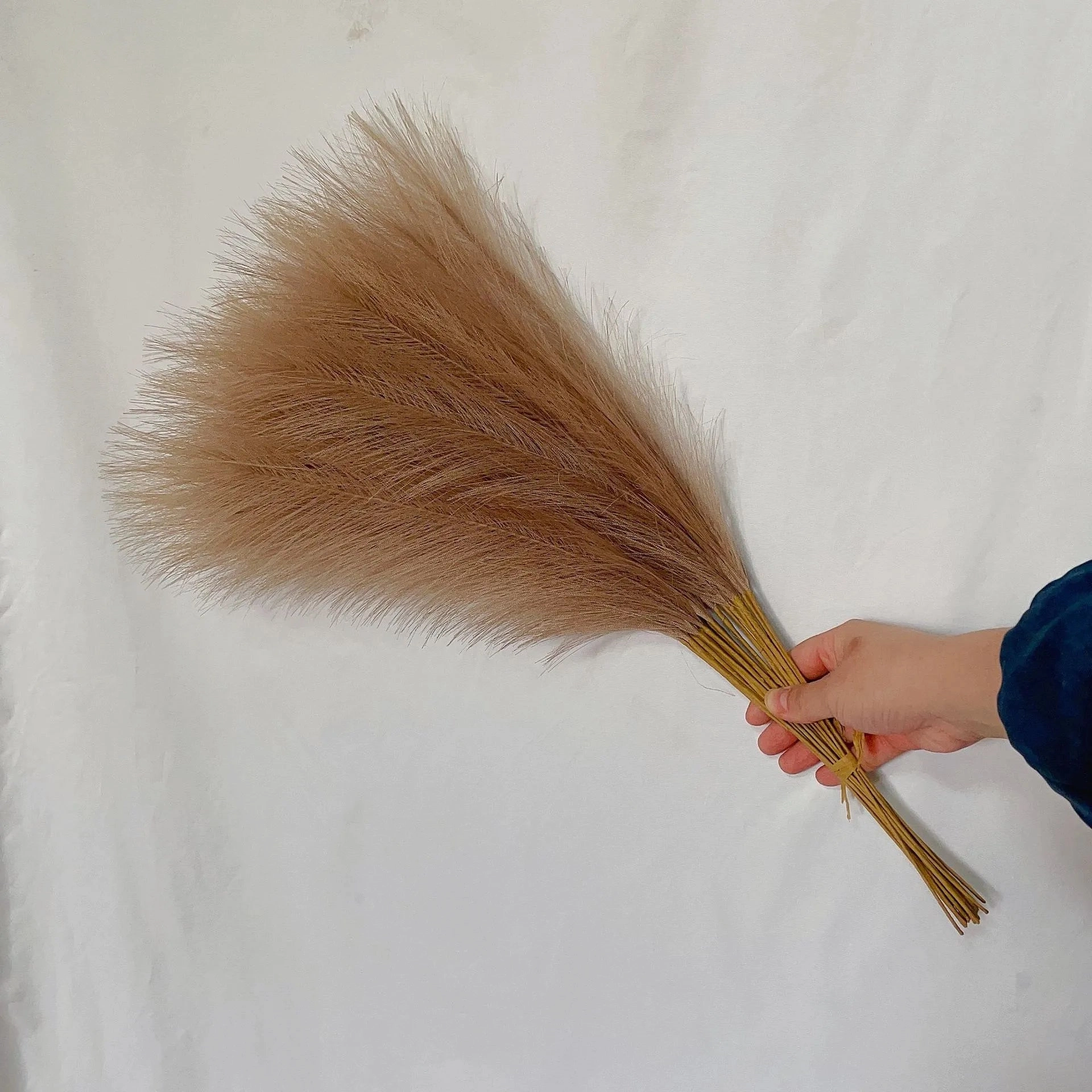 Bundle of 20 Faux Fluffy Pampas Grass Reeds