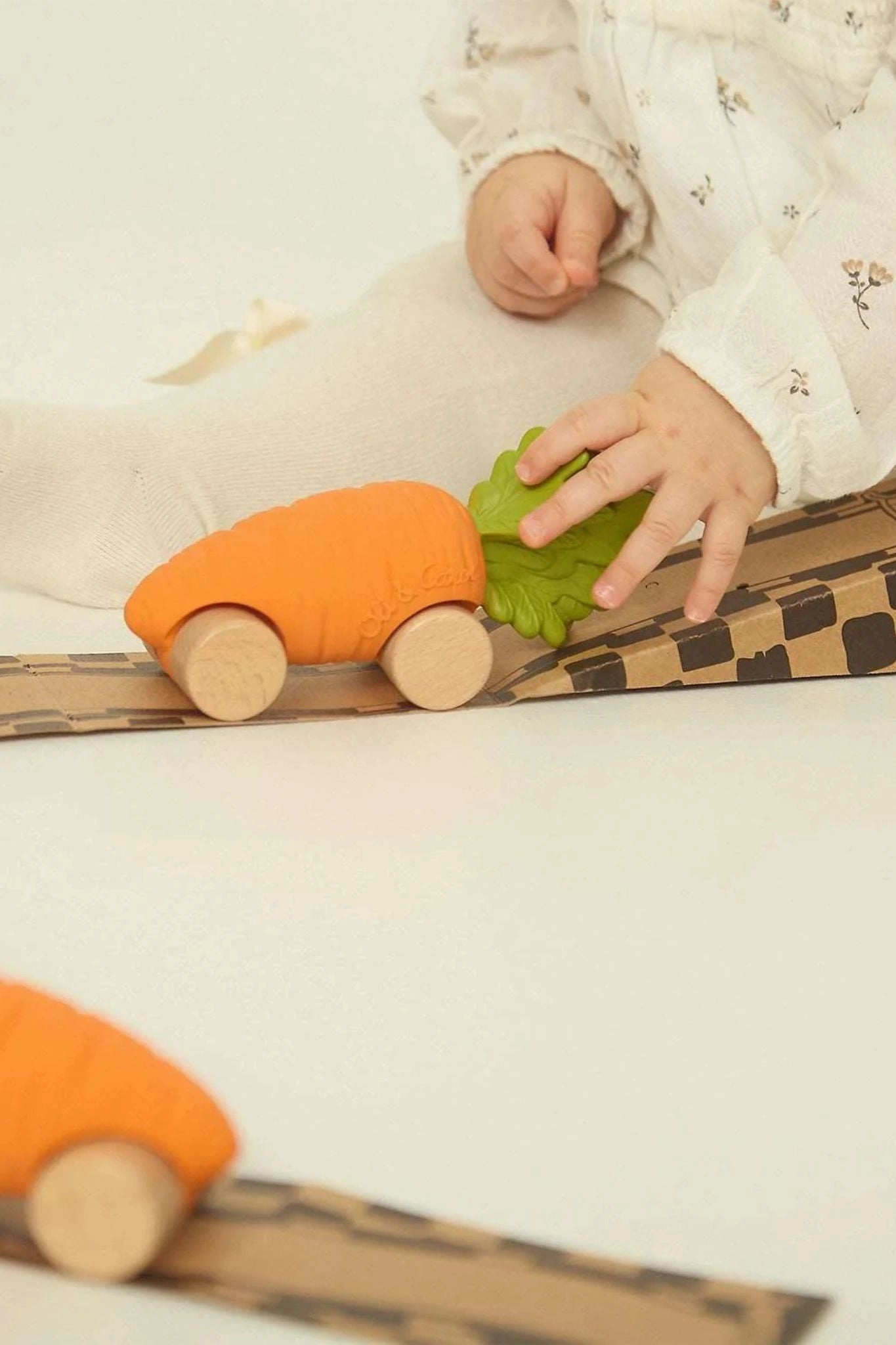 Cathy The Carrot Baby Car Toy (0  Years)