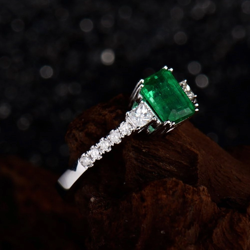 Emerald Ring For Women, 14K Solid White Gold Rings - Emerald Green Ring with Diamond, Unique Natural Emerald Real Diamond Gemstone Rings For Couple Engagement Ring & Wedding Band