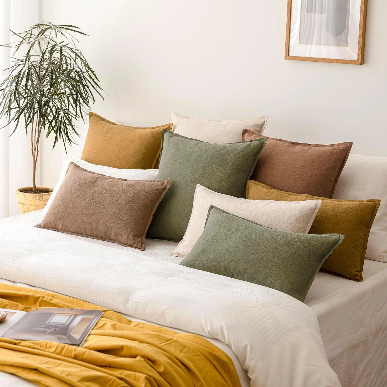 Foindtower Pack of 2, Decorative Linen Soild Throw Pillow Covers Soft Accent Cushion Case Boho Farmhouse Pillowcase for Chair Couch Sofa Bedroom Living Room Home Decor 20 x 20 Inch Light Khaki Brown