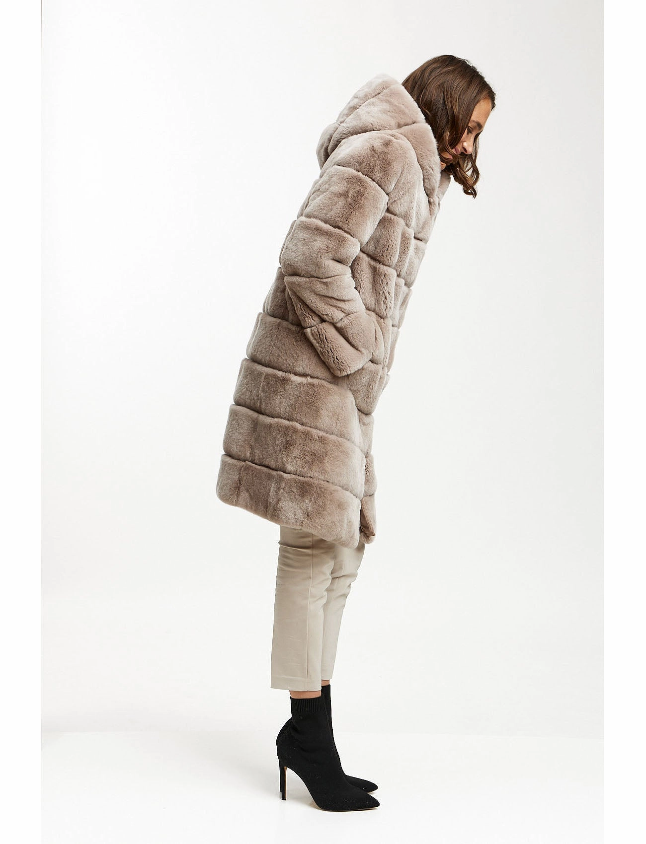 Fur jacket with hood - nude