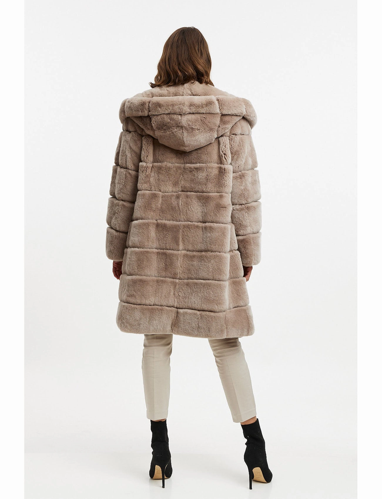 Fur jacket with hood - nude