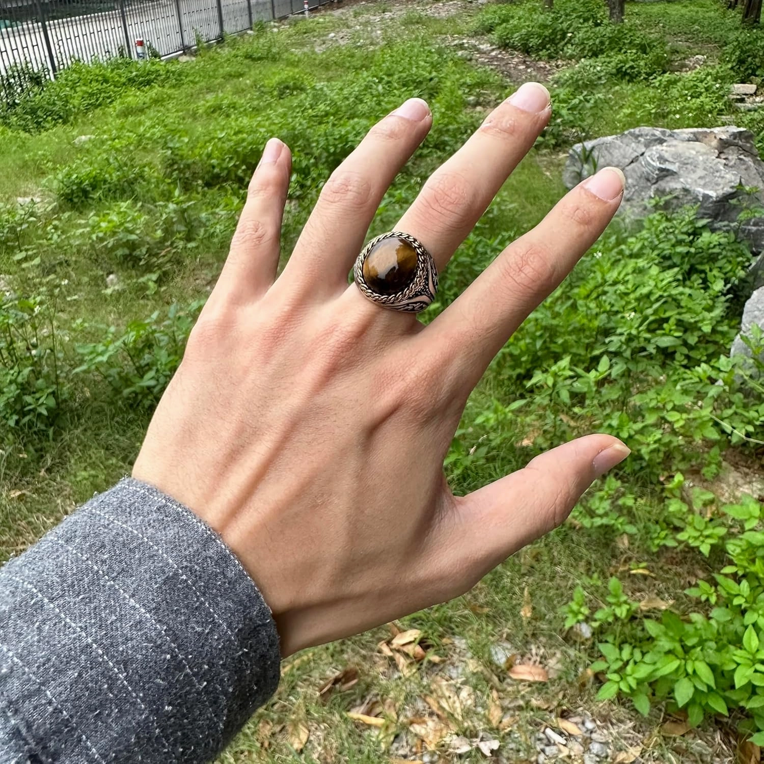 JWM Men's Stainless Steel Rings Retro Natural Large Tiger Eye Stone Rings for Men, Cocktail Party Biker Animal Rings, Delicate Packaging