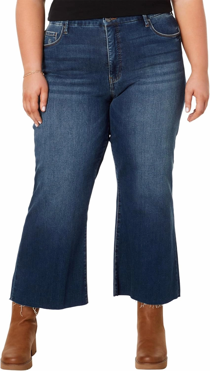 KUT from the Kloth Plus Size Meg High-Rise Fab Ab Wide Leg Raw Hem in Dreamer