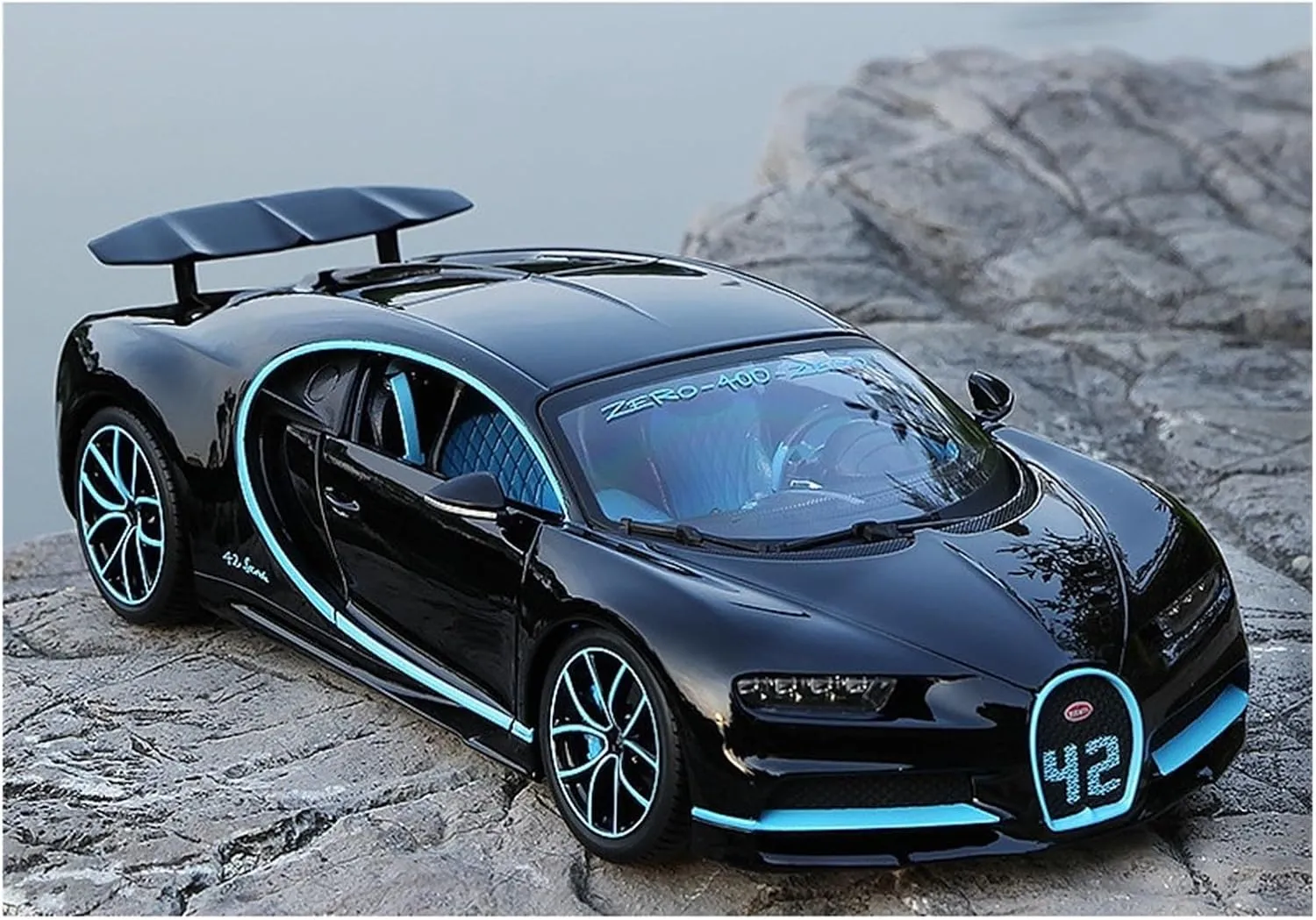 Metal Die Cast Toy Cars 1:18 for Bugatti Chiron Simulation Car Model Alloy Car Model Adult Static Casting Collection Display Black for Home Or Office Décor(Blue)