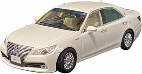 Metal Die Cast Toy Cars for Toyota Crown Hybrid 1:43 Scale Resin Car Model Classic Vehicle Hobby Collection Ornament Display for Home Or Office Décor