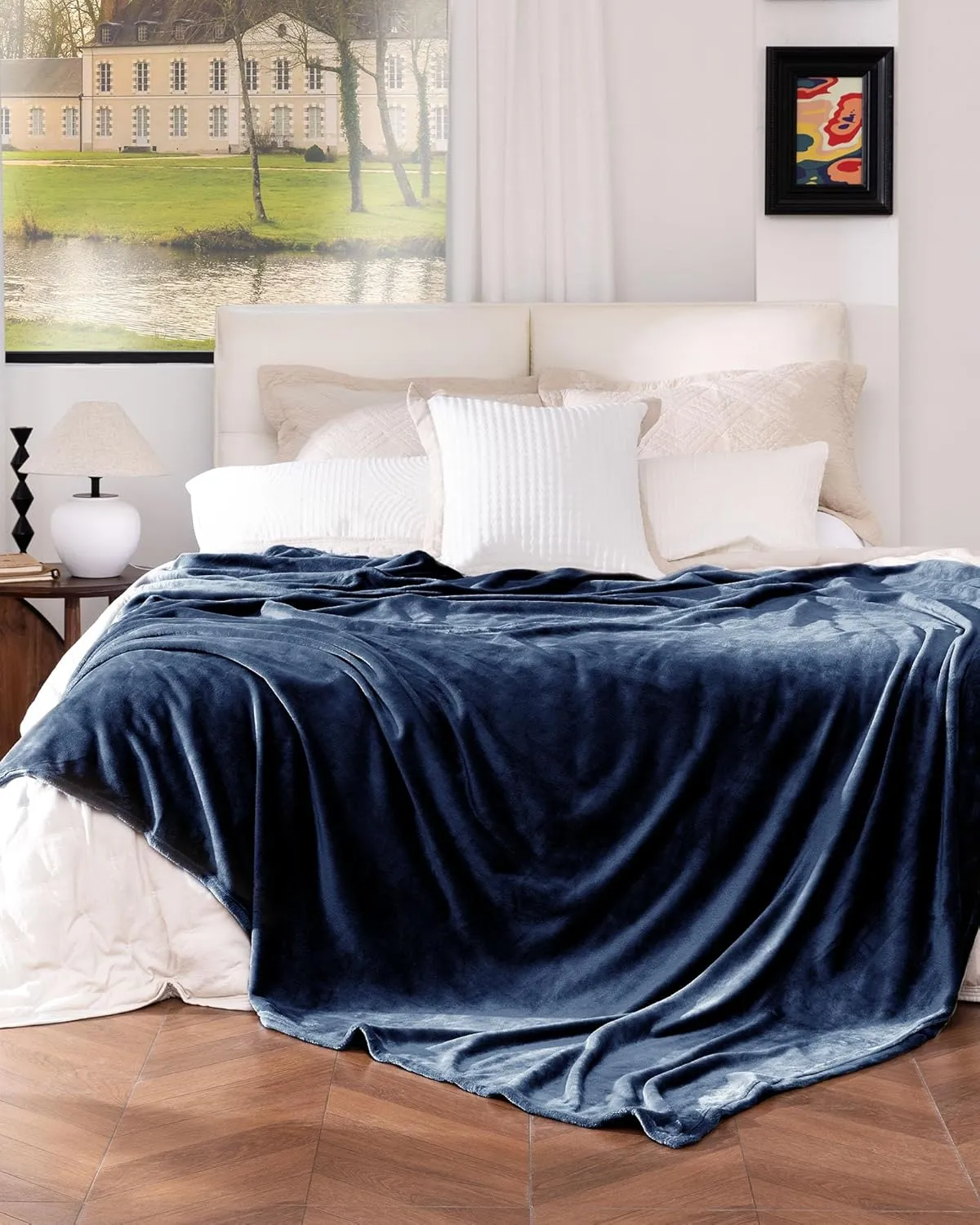 Navy Fleece Blanket Queen Size, Soft Cozy Blankets for Bed and Couch, Machine Washable Luxury Microfiber, Lightweight Portable Plush Blanket for Travel, Camping, Pets, Women, Adults