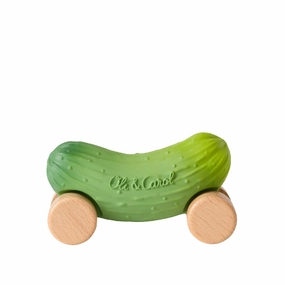 Oli and Carol - Car - Pepino the Cucumber