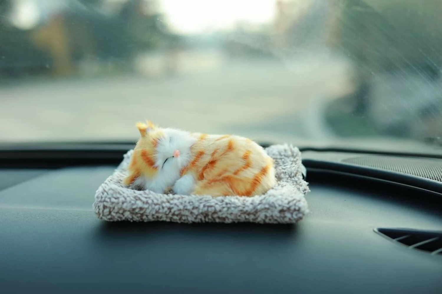 Sleeping Cat Plush Toy with Realistic Sound