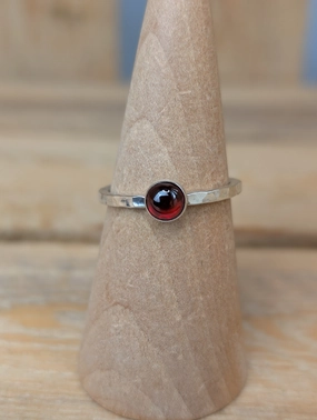 sterling silver garnet stacking ring