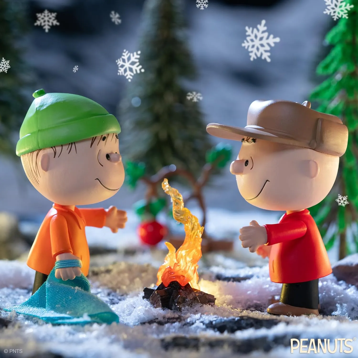 Super7 Peanuts Charlie Brown Holiday Box Set - (2-Pack) 3.75" Peanuts Action Figures with Accessories Classic TV Show Collectibles and Retro Toys