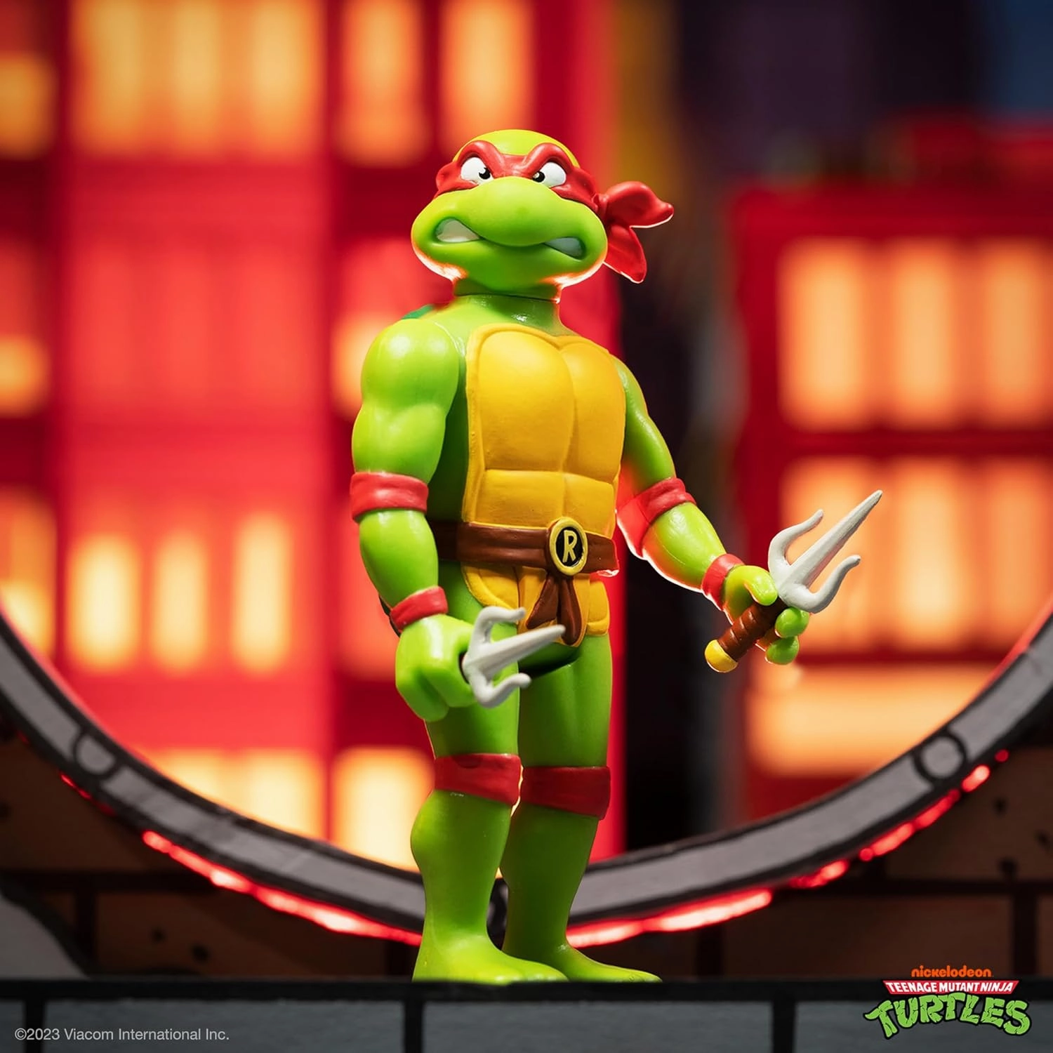 Super7 Teenage Mutant Ninja Turtles Raphael - 3.75" TMNT Action Figure with Accessories Classic Cartoon Collectibles and Retro Toys