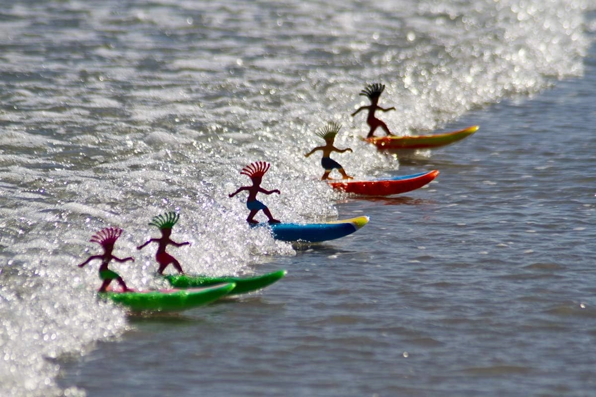 Surfer Dudes Classics Wave Powered Mini-Surfer and Surfboard Toy - J-Bay Jack