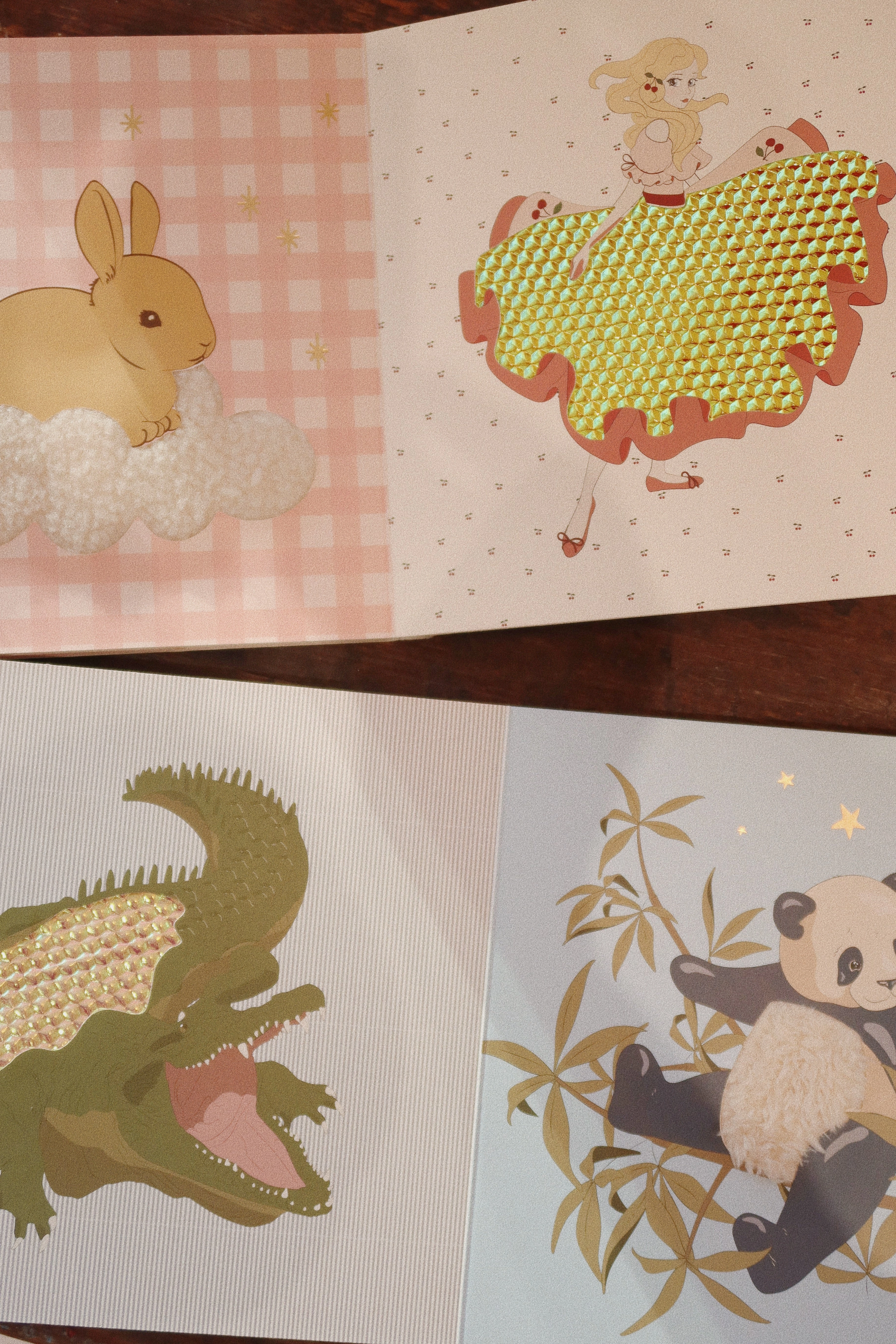 TOUCH AND FEEL BOOK UNICORN FSC - UNICORN