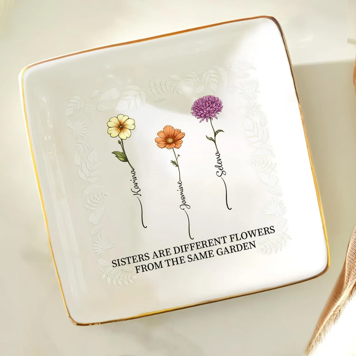 WANDER PRINTS Gift For Besties - Personalized Ring Dish - Birth Flower Grow An Old Friend (3 Friends)