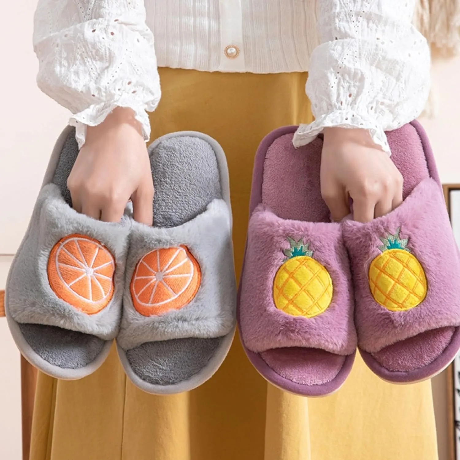 Women's Strawberry Slippers Non-Slip Indoor House Shoes Cute Fruit Plush Cozy Open Toe Cotton Bedroom Home Slippers with Memory Foam Lightweight Travel Portable